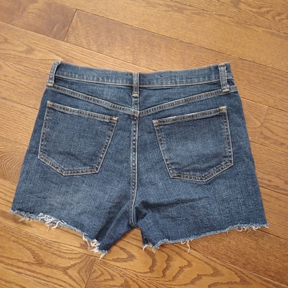 Gap High Rise Shorts - Picture 4 of 5